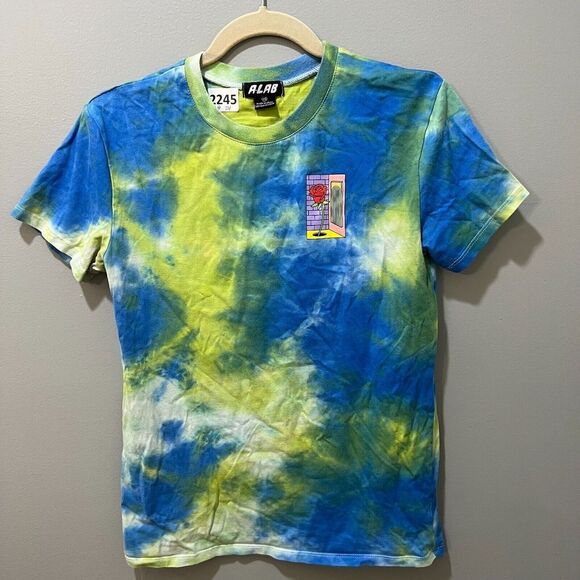 ALab Mens Tie Dye T-Shirt Rose Blue & Green Size XS Rainen Cartoon At The Back - Picture 1 of 9